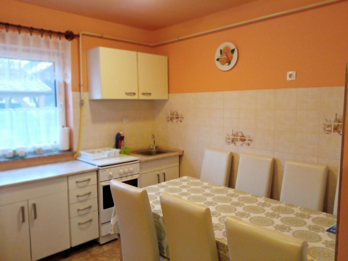 Hajdúszoboszló Eva Vendeghaz Guesthouse מראה חיצוני תמונה