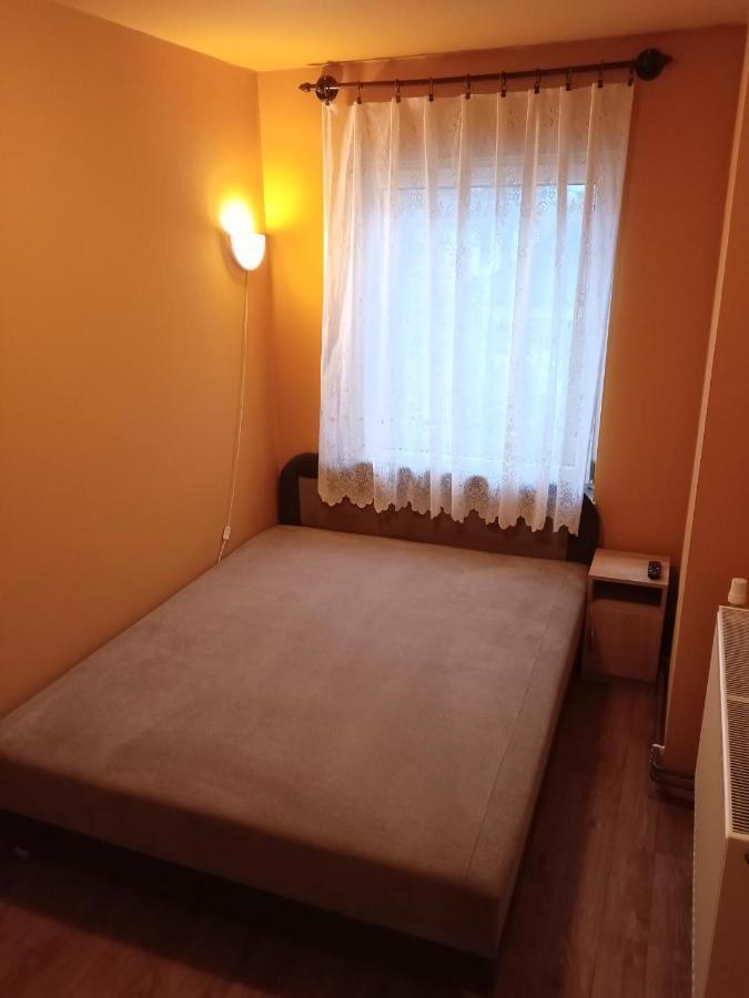Hajdúszoboszló Eva Vendeghaz Guesthouse מראה חיצוני תמונה
