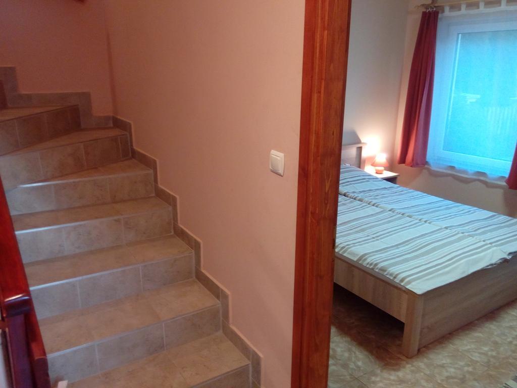 Hajdúszoboszló Eva Vendeghaz Guesthouse מראה חיצוני תמונה